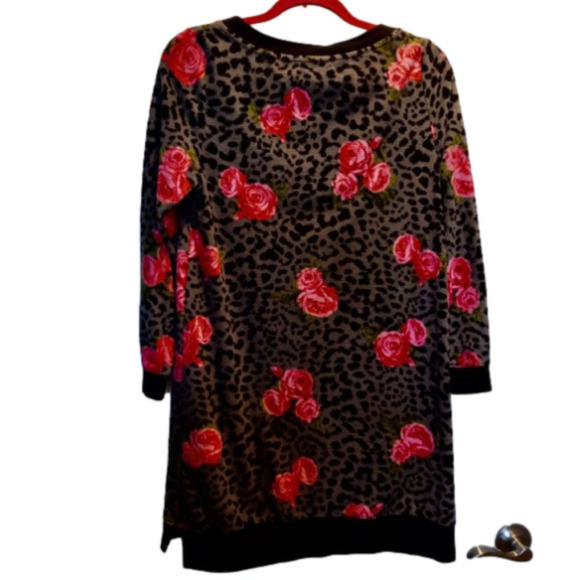 Betsy Johnson   Sleep Shirt  Roses &  Leopard Print   PINK Gray Black Green - Picture 2 of 10